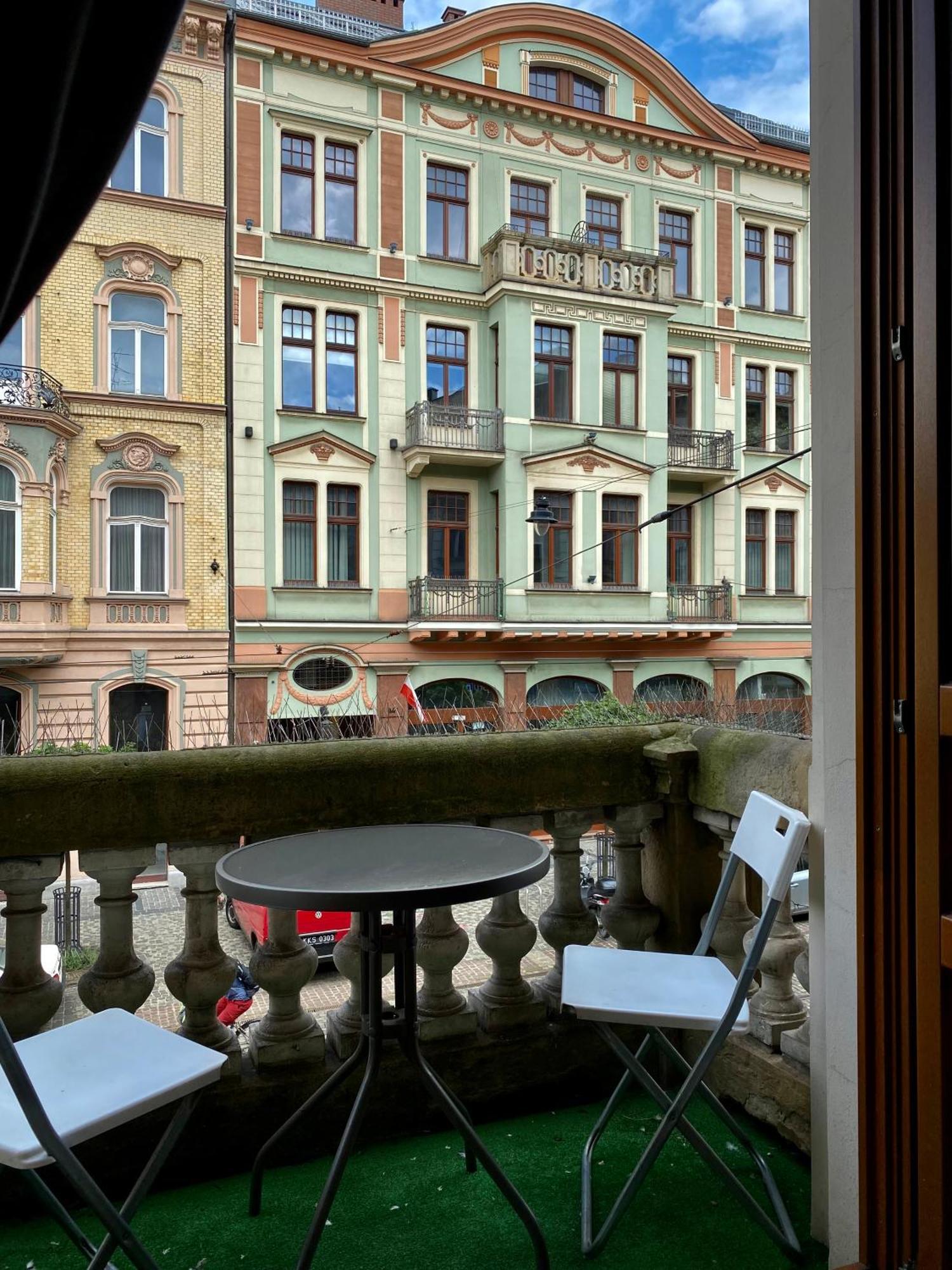 Ametyst Apartments Краков Экстерьер фото